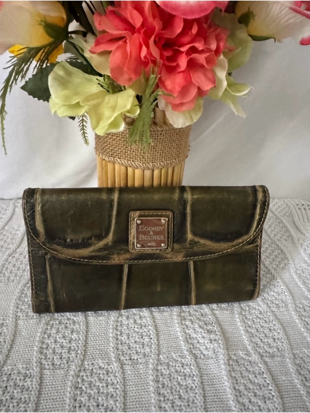 Dooney & Bourke Olive Green Croc-Embossed Leather Clutch Wallet